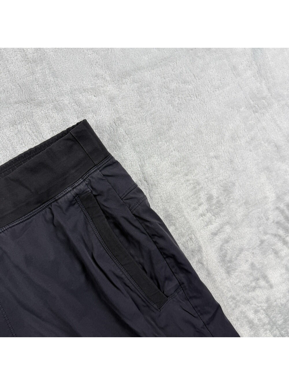 Lululemon Men Black Great Wall Pant Size L Cuffs Cinch Pocket straight Leg RLX - Picture 11 of 11